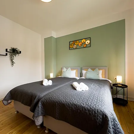 아파트 Immostay #7 -helle Mit Grossem Garten -4 Zimmer, Wifi & Free Parking 브레멘