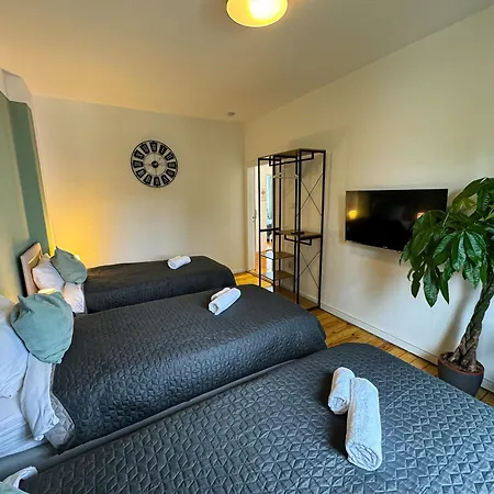 Immostay #7 -helle Mit Grossem Garten -4 Zimmer, Wifi & Free Parking 브레멘