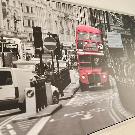 Immostay #7 -helle Mit Grossem Garten -4 Zimmer, Wifi & Free Parking Appartement