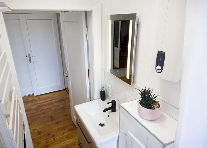 アパート Immostay #7 -helle Mit Grossem Garten -4 Zimmer, Wifi & Free Parking *