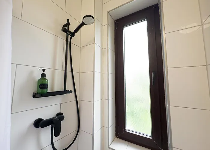 Immostay #7 -helle Mit Grossem Garten -4 Zimmer, Wifi & Free Parking * ブレーメン