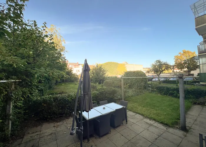 Immostay #7 -helle Mit Grossem Garten -4 Zimmer, Wifi & Free Parking アパート