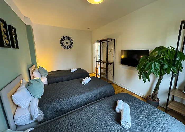 Immostay #7 -helle Mit Grossem Garten -4 Zimmer, Wifi & Free Parking ブレーメン