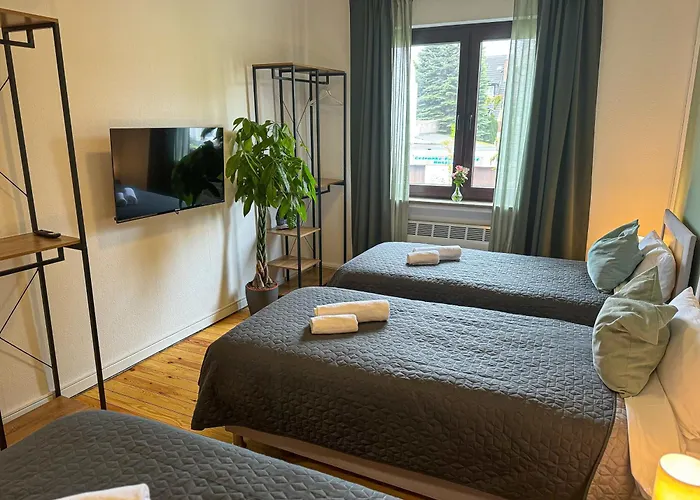 Immostay #7 -helle Mit Grossem Garten -4 Zimmer, Wifi & Free Parking アパート ブレーメン